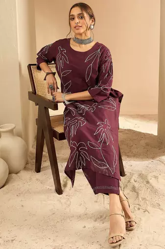 Women Floral Embroidered Regular Thread Work Pure Cotton Kurta with Trousers