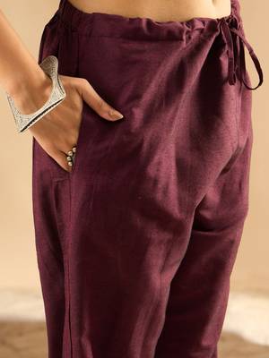 Women Floral Embroidered Regular Thread Work Pure Cotton Kurta with Trousers 4