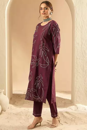 Women Floral Embroidered Regular Thread Work Pure Cotton Kurta with Trousers