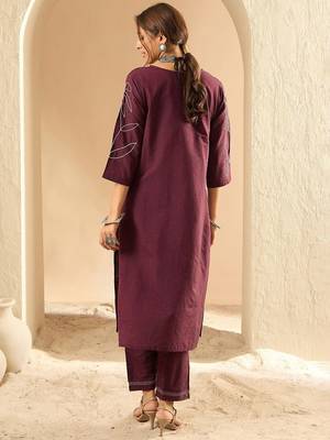 Women Floral Embroidered Regular Thread Work Pure Cotton Kurta with Trousers 6