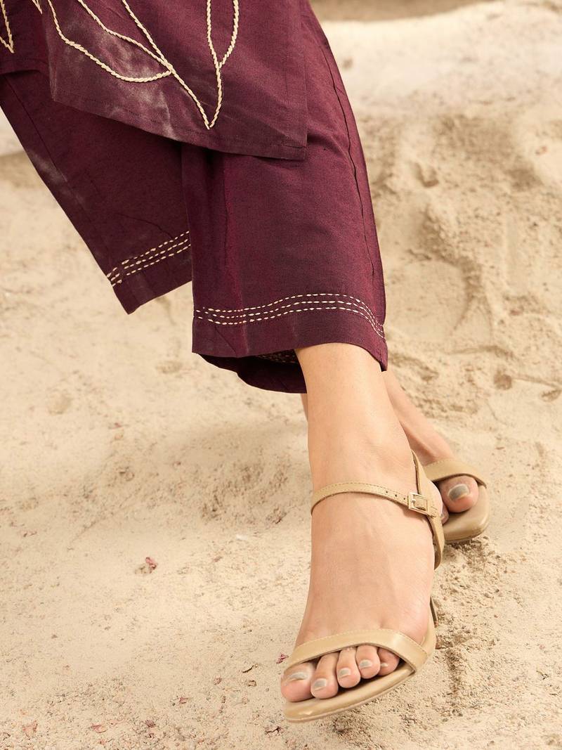 Women Floral Embroidered Regular Thread Work Pure Cotton Kurta with Trousers