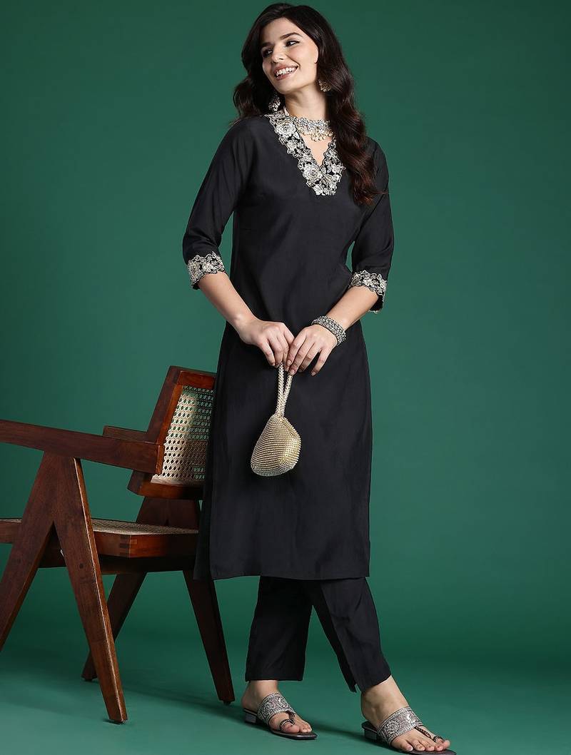 Women Floral Yoke Design Regular Pure Cotton Kurta with Trousers
