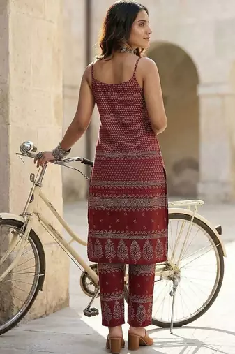 Women Ethnic Motifs Printed Regular Pure Cotton Kurta with Trousers