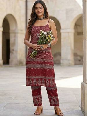 Women Ethnic Motifs Printed Regular Pure Cotton Kurta with Trousers 4
