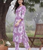 Women Floral Printed Regular Sequinned Pure Cotton Kurta with Trousers