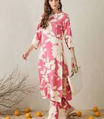 Women Floral Printed Regular Kurta with Trousers