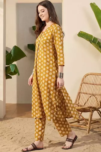 Women Printed Regular Pure Cotton Kurta with Trousers