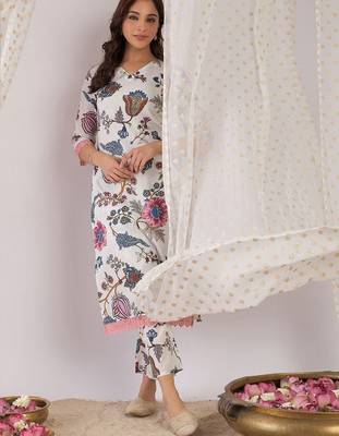 Women Floral Printed Regular Pure Cotton Kurta with Trousers 3