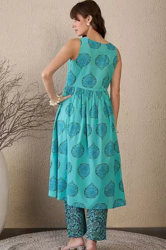 Women Ethnic Motifs Printed Empire Pure Cotton Kurta with Trousers