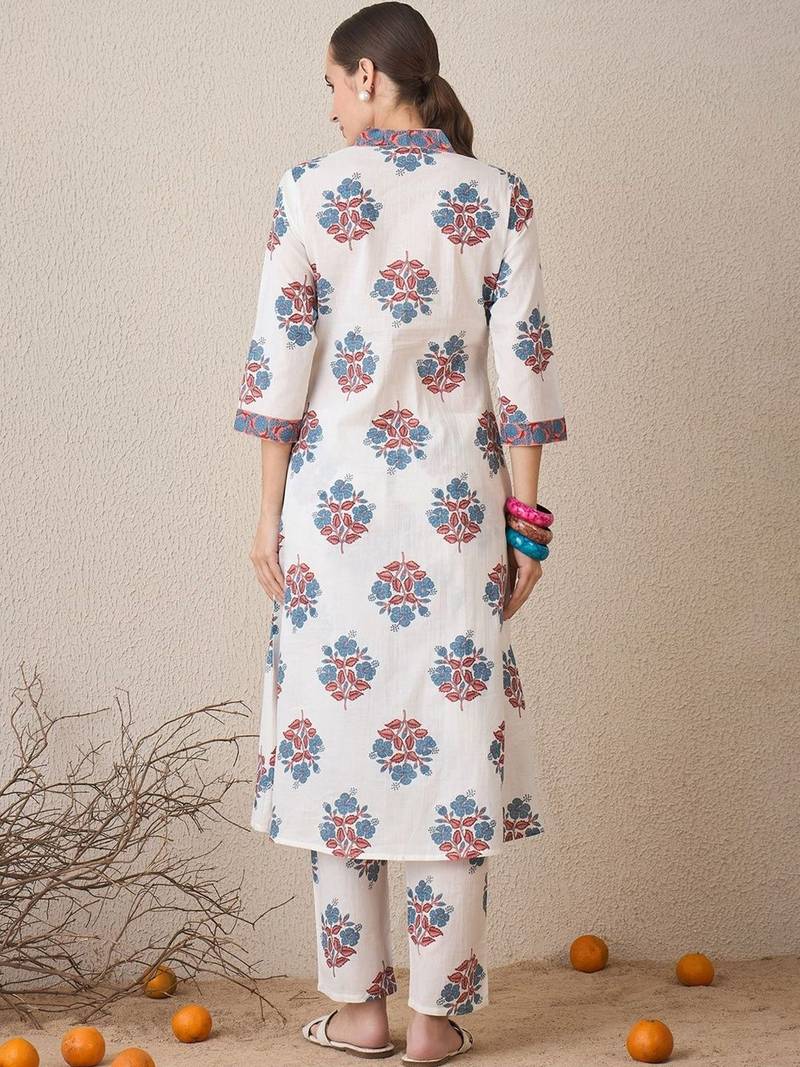 Women Floral Printed Regular Thread Work Cotton Kurta with Trousers