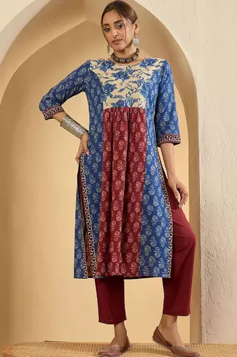 Women Floral Printed Panelled Pure Cotton Kurta with Trousers