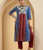 Women Floral Printed Panelled Pure Cotton Kurta with Trousers