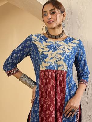 Women Floral Printed Panelled Pure Cotton Kurta with Trousers 5