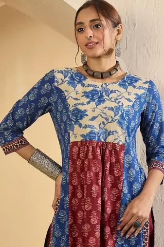 Women Floral Printed Panelled Pure Cotton Kurta with Trousers