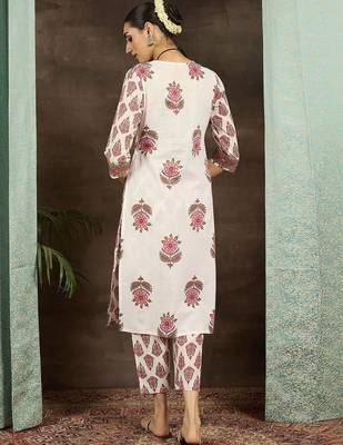 Women Ethnic Motifs Printed Regular Pure Cotton Kurta with Trousers 4
