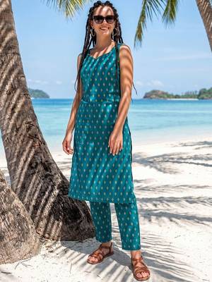 Women Ethnic Motifs Printed Regular Pure Cotton Kurta with Trousers 1