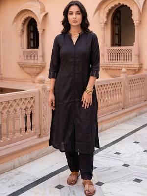 Women Regular Thread Work Kurta with Trousers 6