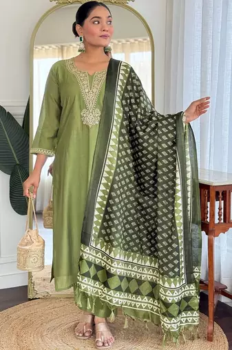 Women Ethnic Motifs Embroidered Regular Sequinned Kurta with Trousers & With Dupatta