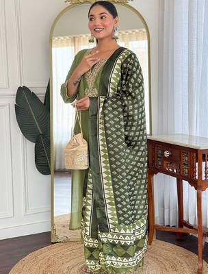 Women Ethnic Motifs Embroidered Regular Sequinned Kurta with Trousers & With Dupatta 3