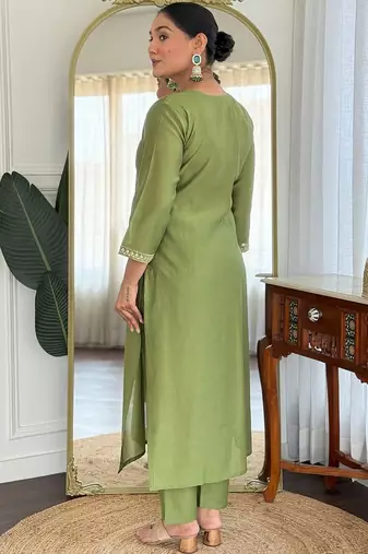 Women Ethnic Motifs Embroidered Regular Sequinned Kurta with Trousers & With Dupatta