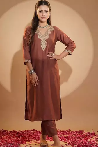 Women Ethnic Motifs Embroidered Regular Sequinned Kurta with Trousers