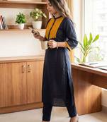 Women Regular Liva Kurta with Trousers