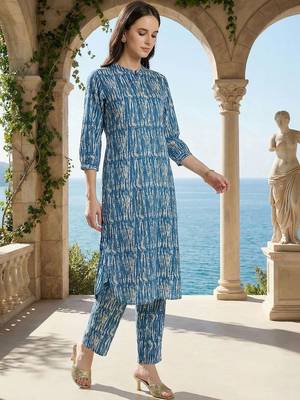 Women Printed Regular Pure Cotton Kurta with Trousers 2