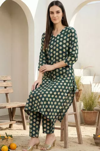 Women Printed Regular Pure Cotton Kurta with Trousers