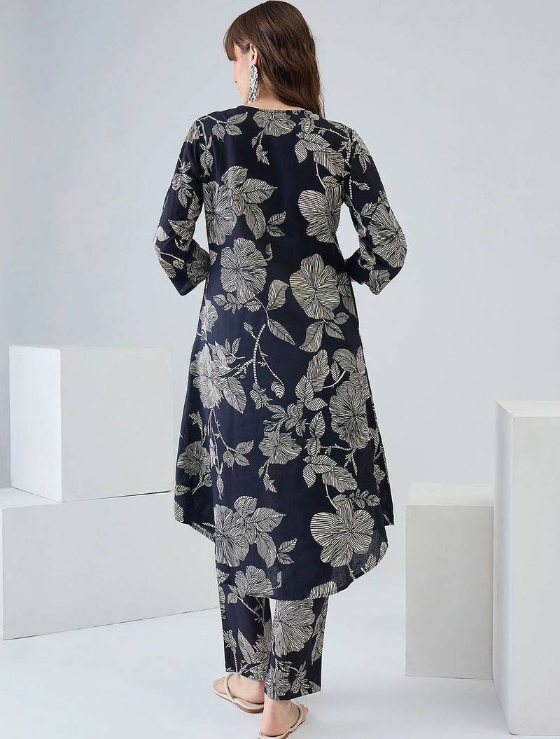 Women Floral Printed Regular Pure Cotton Kurta with Trousers