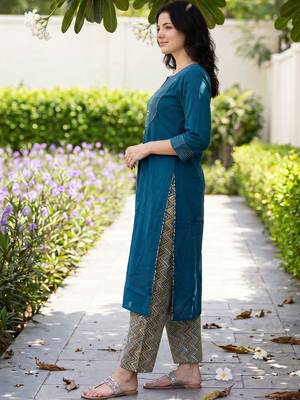 Women Yoke Design Regular Kurta with Palazzos 3