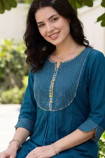 Women Yoke Design Regular Kurta with Palazzos