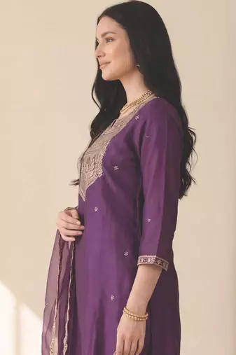 Women Ethnic Motifs Embroidered Regular Sequinned Liva Kurta with Trousers & With Dupatta