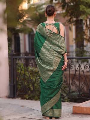 green silk blend saree for women festive party ethnic wear 3