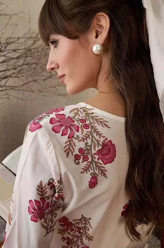 Floral Printed V-Neck Straight Pure Cotton Kurta With Trouser