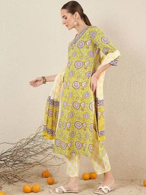 Floral Printed Pure Cotton V-Neck Straight Kurta with Trousers and Dupatta 3