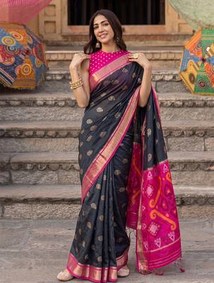 soft silk blend saree in black & rani pink for women festive wear 1
