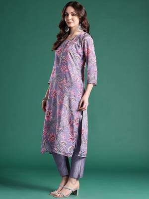 Women Floral Printed Regular Mirror Work Kurta with Trousers & With Dupatta 5