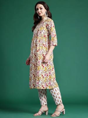 Floral Printed Pure Cotton Kurta with Palazzos & Dupatta 5