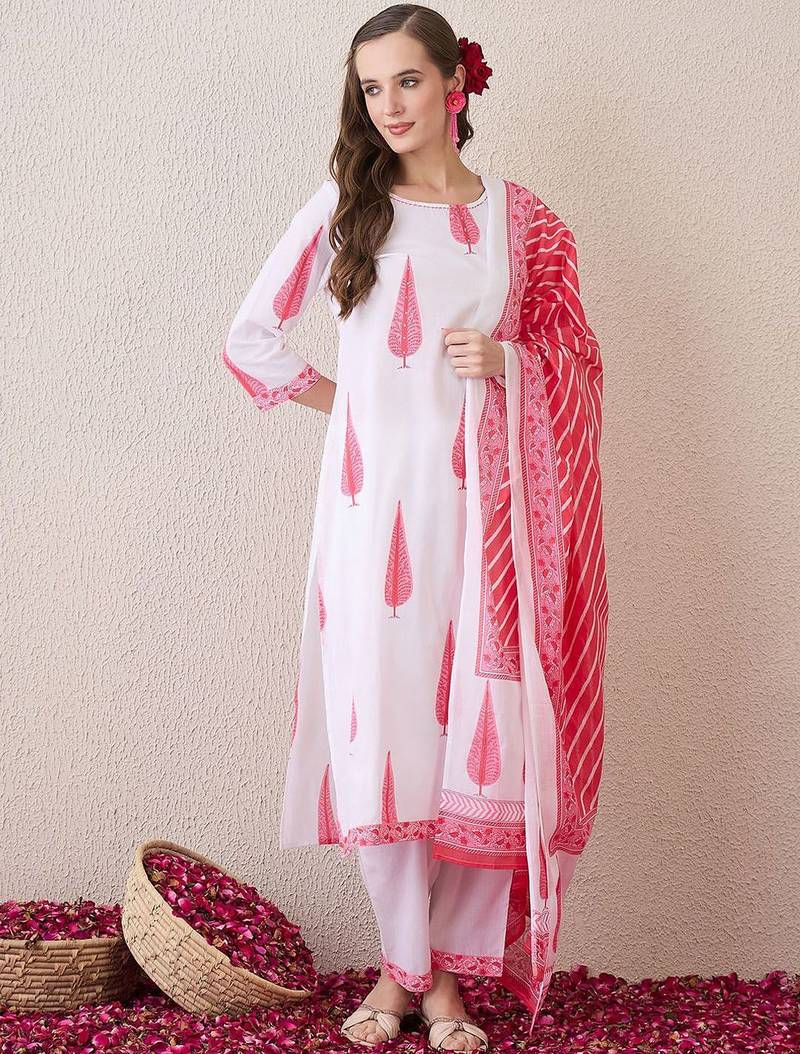Floral Printed Round Neck Pure Cotton Straight Kurta With Trousers & Dupatta