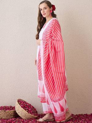 Floral Printed Round Neck Pure Cotton Straight Kurta With Trousers & Dupatta 5