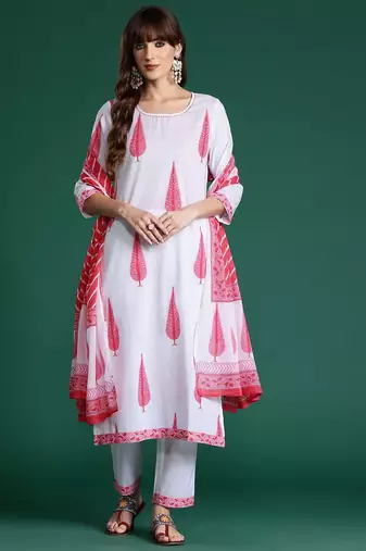 Floral Printed Sequinned Pure Cotton Kurta with Trousers & With Dupatta
