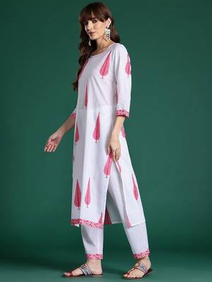 Floral Printed Sequinned Pure Cotton Kurta with Trousers & With Dupatta 5