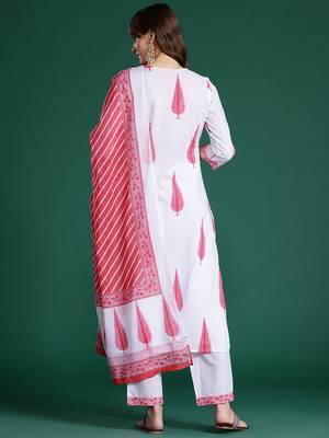 Floral Printed Sequinned Pure Cotton Kurta with Trousers & With Dupatta 6