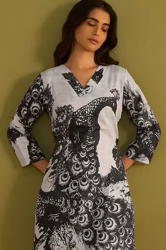 Floral Printed V-Neck Straight Kurta With Trousers