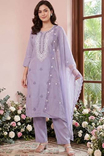 Women Ethnic Motifs Embroidered Regular Thread Work Kurta with Trousers & With Dupatta