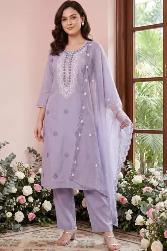 Women Ethnic Motifs Embroidered Regular Thread Work Kurta with Trousers & With Dupatta