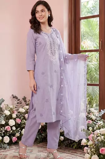 Women Ethnic Motifs Embroidered Regular Thread Work Kurta with Trousers & With Dupatta