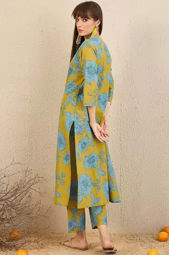 Floral Printed V-Neck A-Line Kurta with Trousers