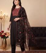 Women Ethnic Motifs Embroidered Regular Thread Work Kurta with Trousers & With Dupatta