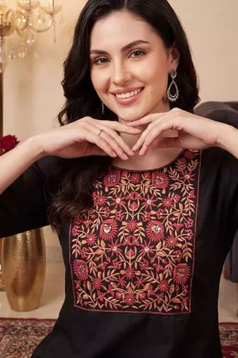 Women Ethnic Motifs Embroidered Regular Thread Work Kurta with Trousers & With Dupatta